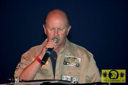David Rodigan (UK) 11. Chiemsee Reggae Festival, Übersee - Tent Stage 20. August 2005 (3).jpg